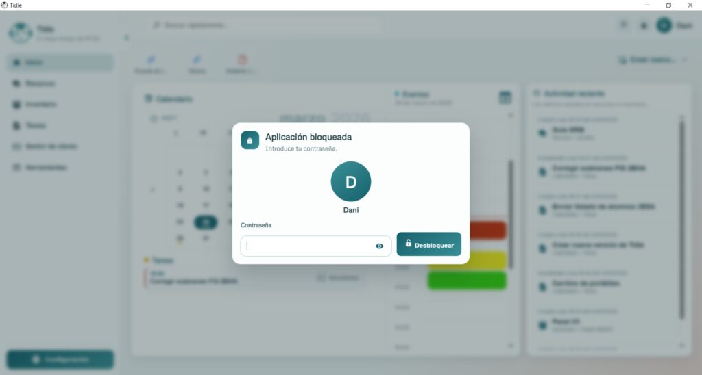 La aplicación cuenta con un bloqueo de contraseña para evitar accesos no autorizados.